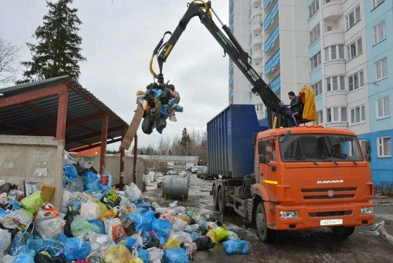 Вывоз бытового мусора в Прохладном с погрузкой в октябре